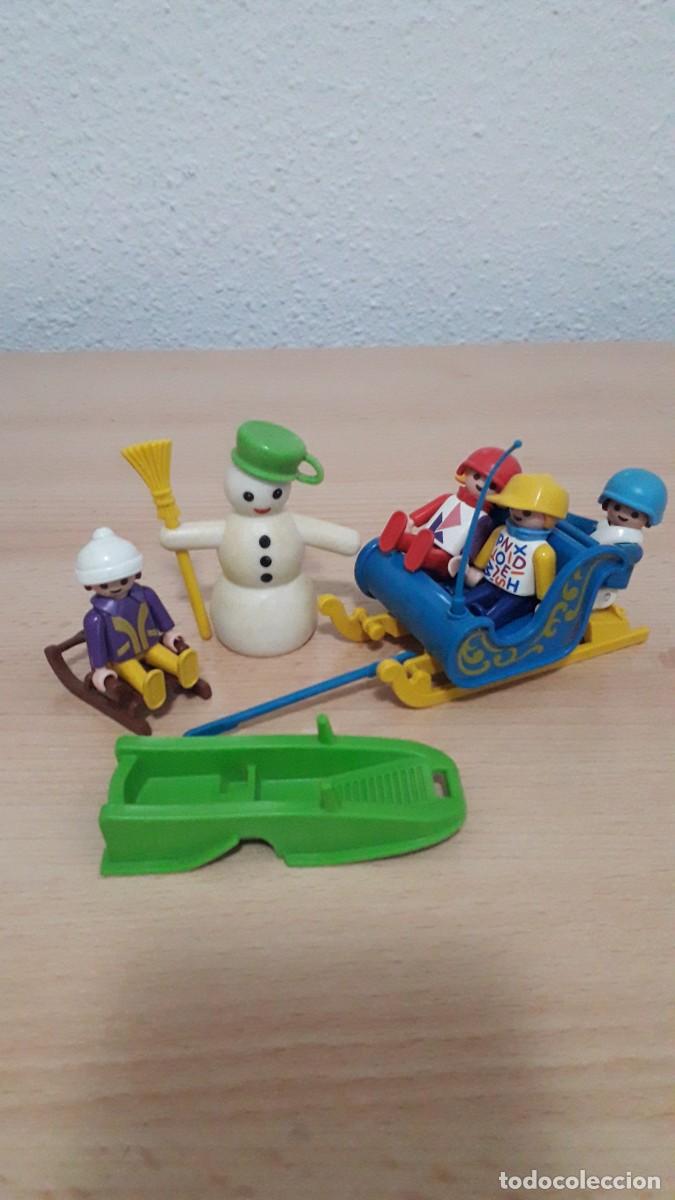 Playmobil: Ni&ntilde;os con trineo playmobil y esquiador competici&oacute;n