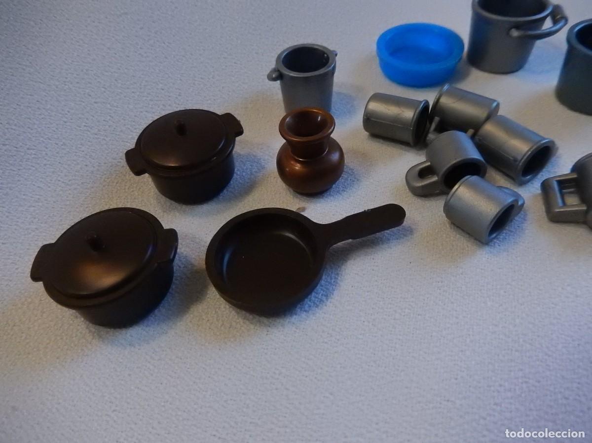 Playmobil: Lote de accesorios. &iquest;Paymobil? - Foto 3