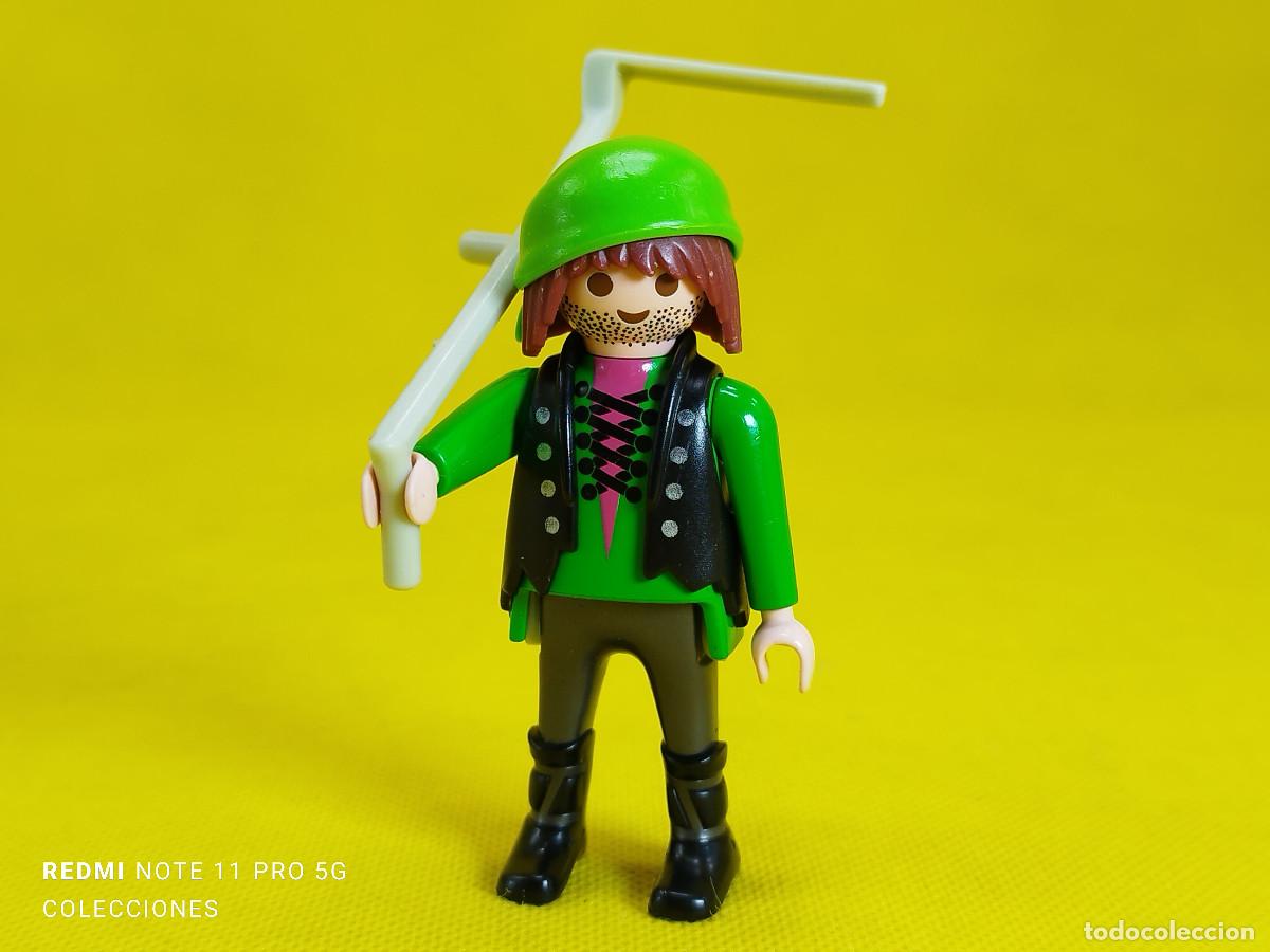 Playmobil: Playmobil Campesino con guada&ntilde;a, aldeano medieval