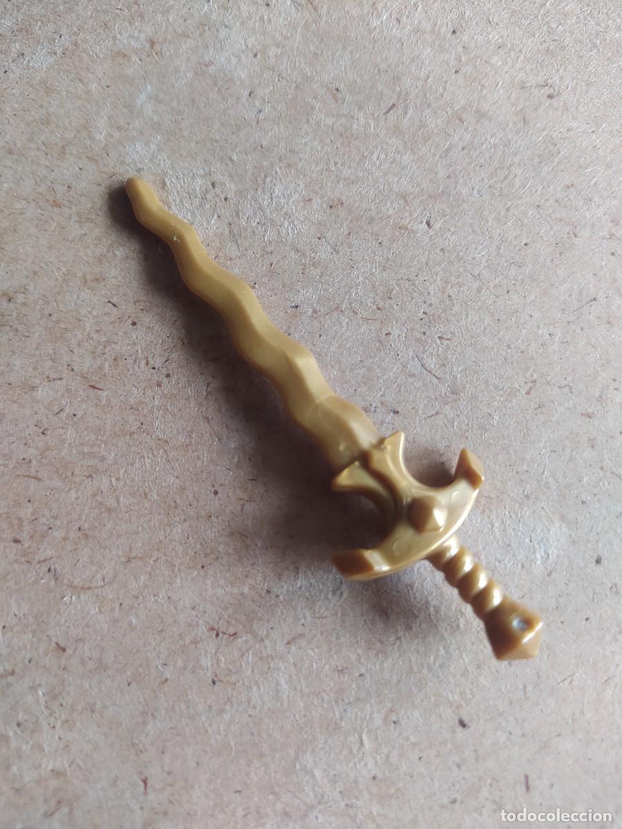 Playmobil: Playmobil medieval - espada curva dorada - Foto 1