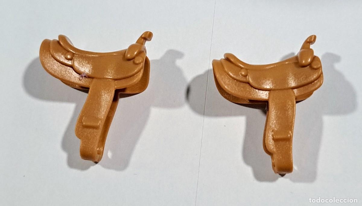 Playmobil: PLAYMOBIL 2X SILLA PARA CABALLOS TERCERA GENERACION - 25/6/21