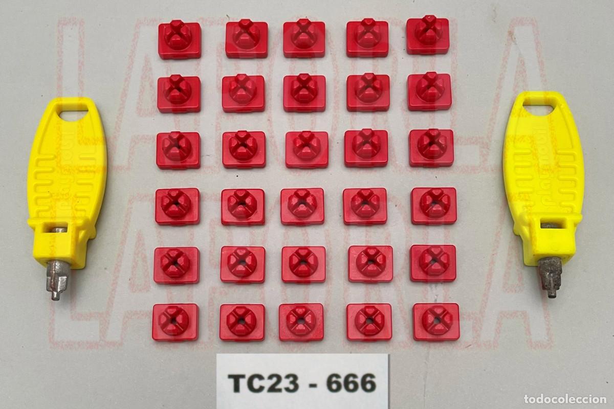 Playmobil: PLAYMOBIL SYSTEM X 30 FICHAS ROJAS CON 2 LLAVES FIJACI&Oacute;N - EDIFICIOS VEH&Iacute;CULOS (23-666)