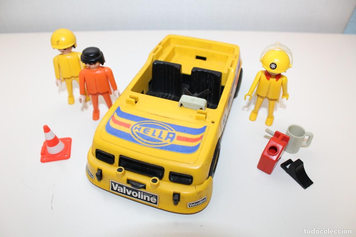Playmobil: PLAYMOBIL FAMOBIL COCHE HELLA CON MECANICOS