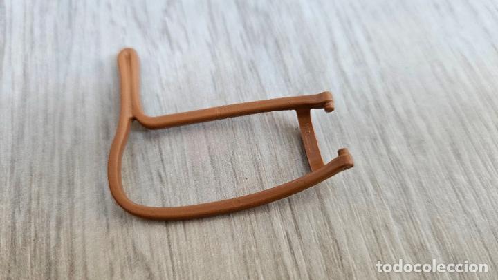 Playmobil: PLAYMOBIL RIENDA MARR&Oacute;N CLARO PARA CABALLO DILIGENCIA CARRETA