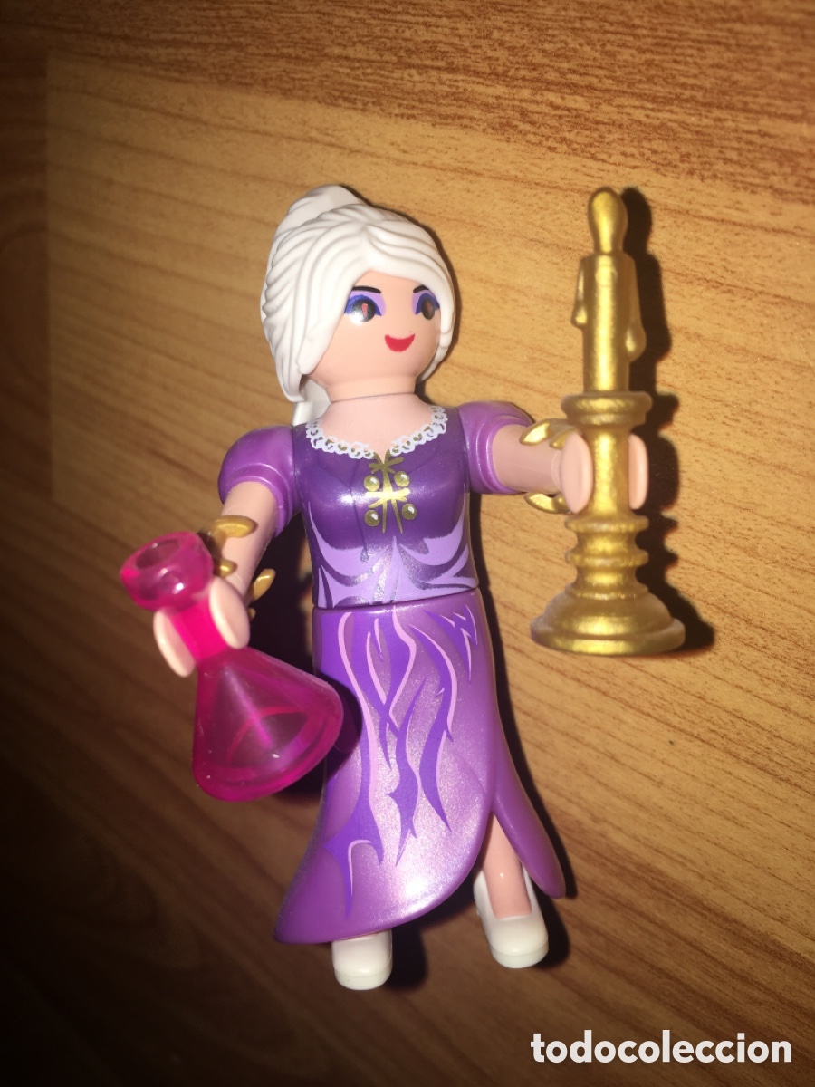 Playmobil: Playmobil - Figures - Serie 13 - Dama candelabro