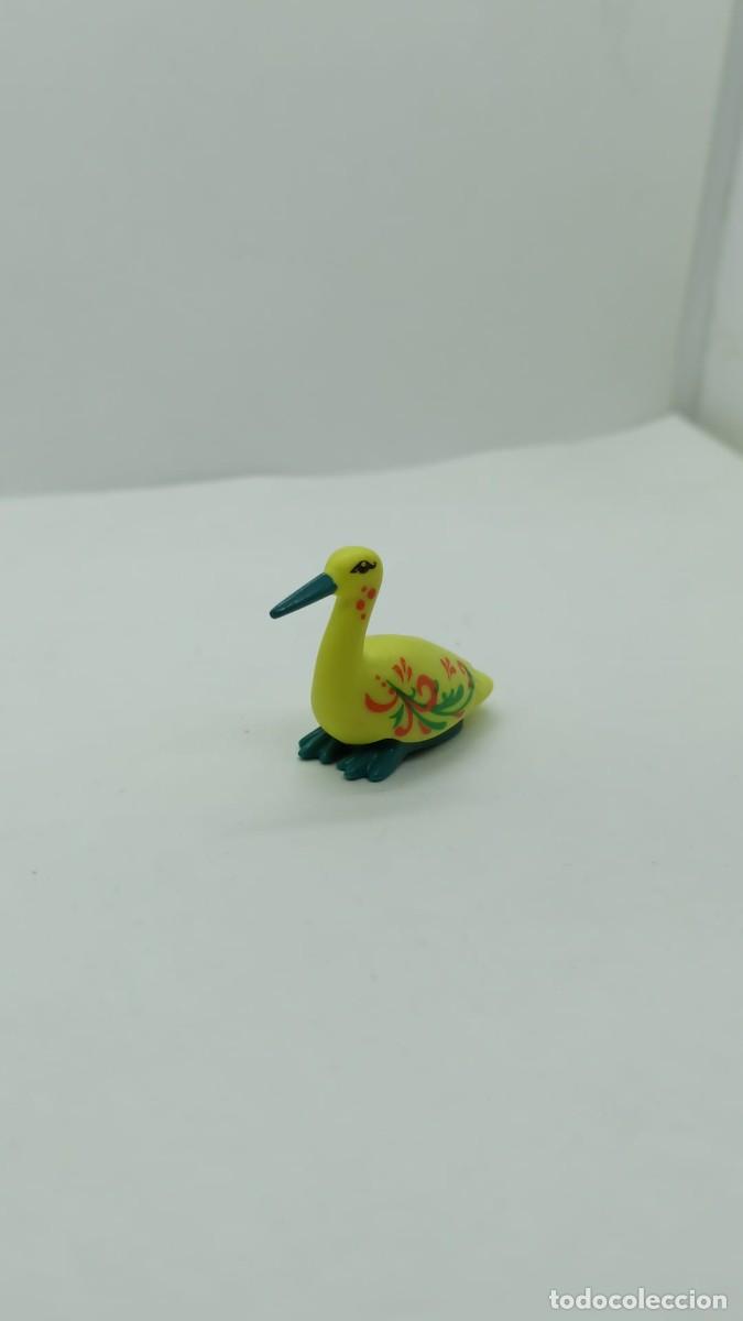 Playmobil: Animales playmobil cig&uuml;e&ntilde;a amarilla sentada