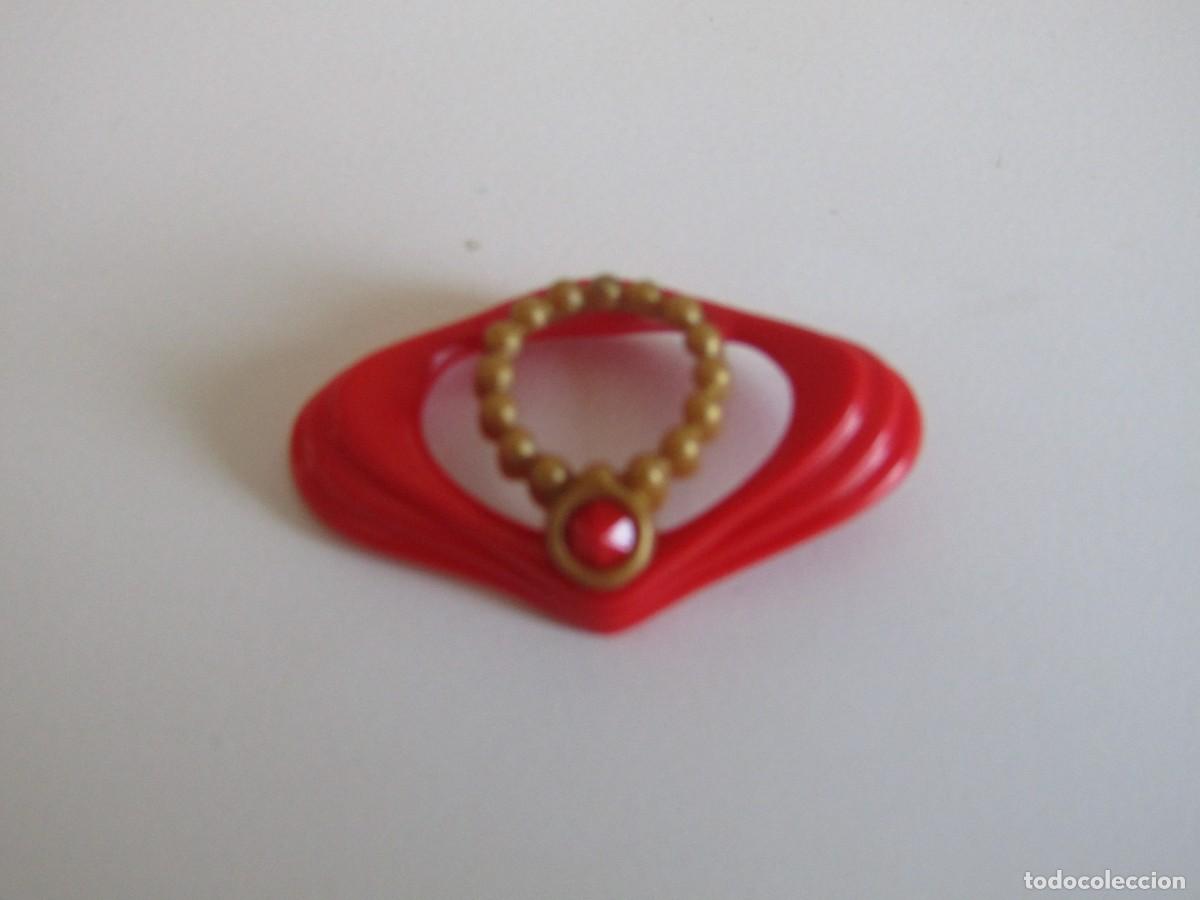 Playmobil: HOMBRERAS ROJAS CON COLLAR DORADO DAMAS MEDIEVALES CORTE PALACIO PLAYMOBIL