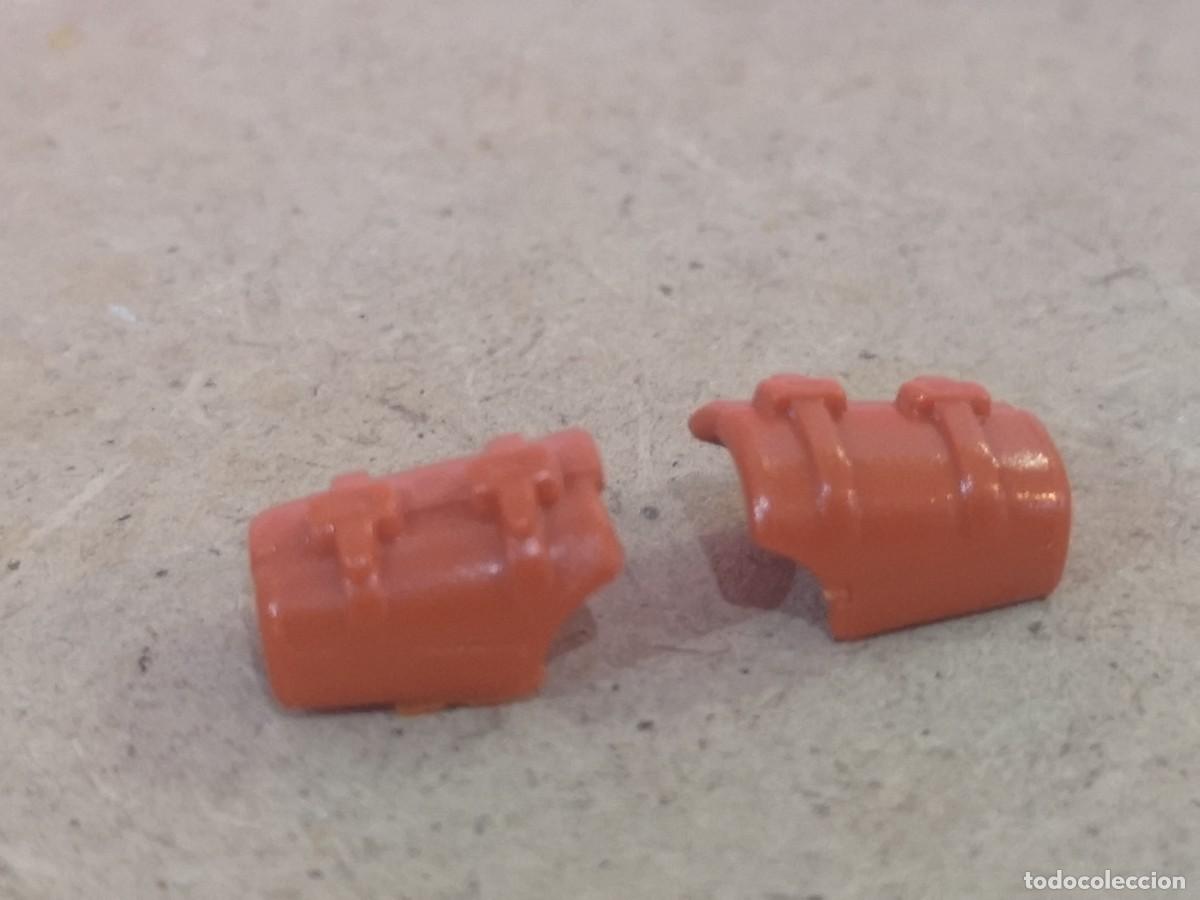 Playmobil: Playmobil mu&ntilde;equeras naranjas soldado Campesino medieval ropa castillo aldeano JUN63