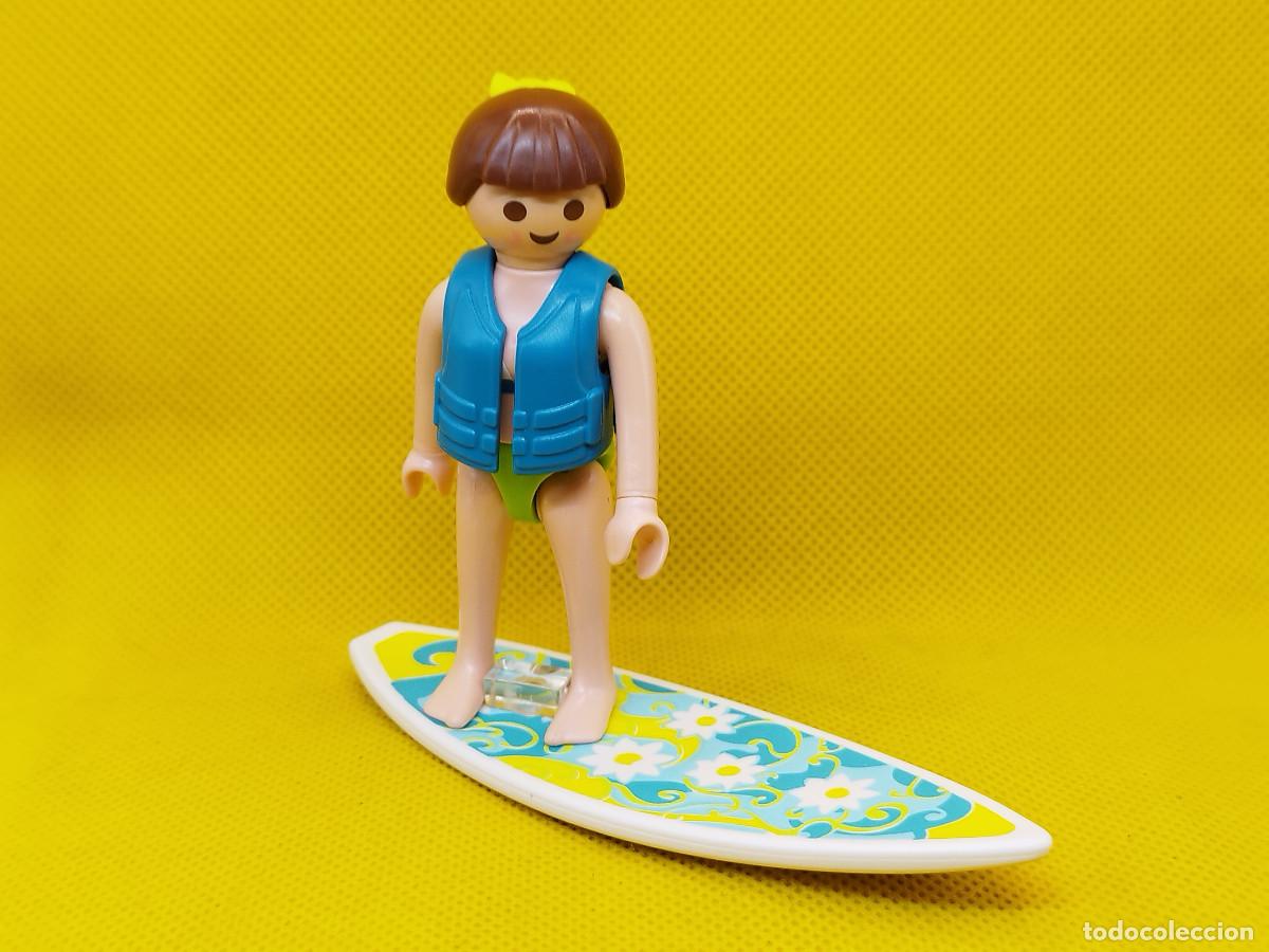 Playmobil: Playmobil Chica con tabla de surf - Foto 1