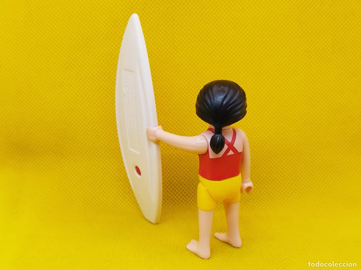 Playmobil: Playmobil mujer con tabla de Surf - Foto 4