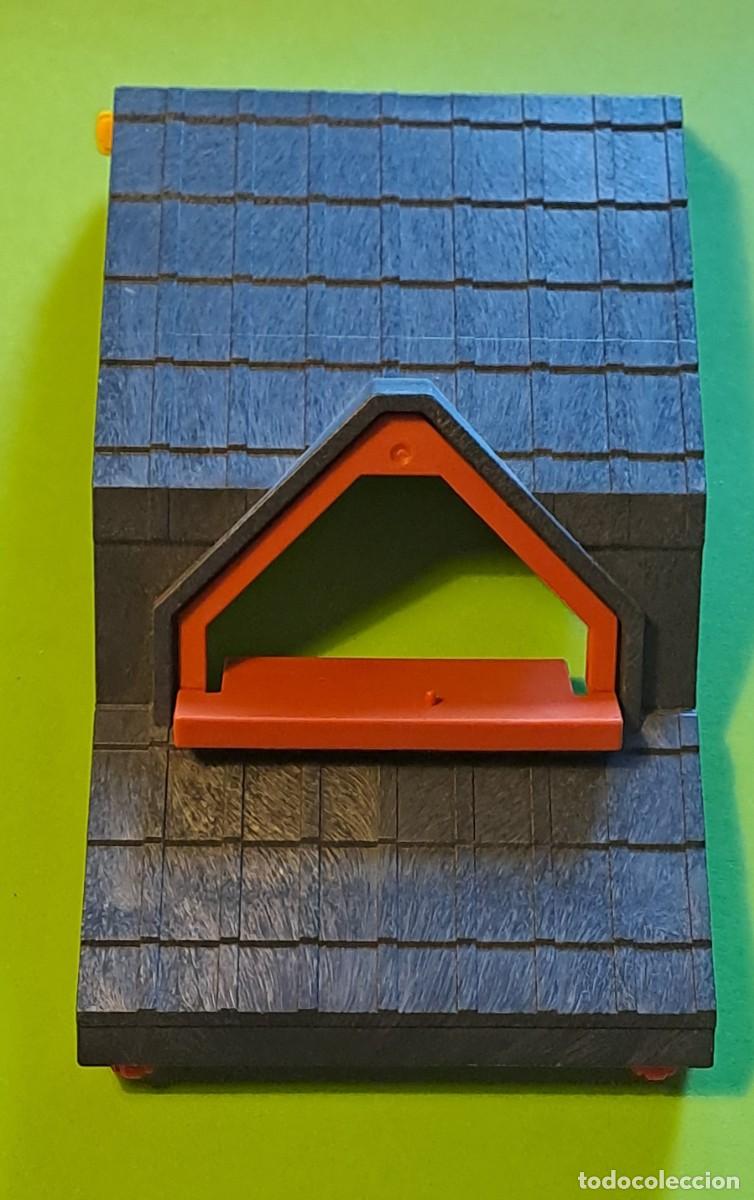 Playmobil: 3072 GRANJA PLAYMOBIL - PIEZA TEJADO CON VENTANA TRIANGULAR - Foto 1