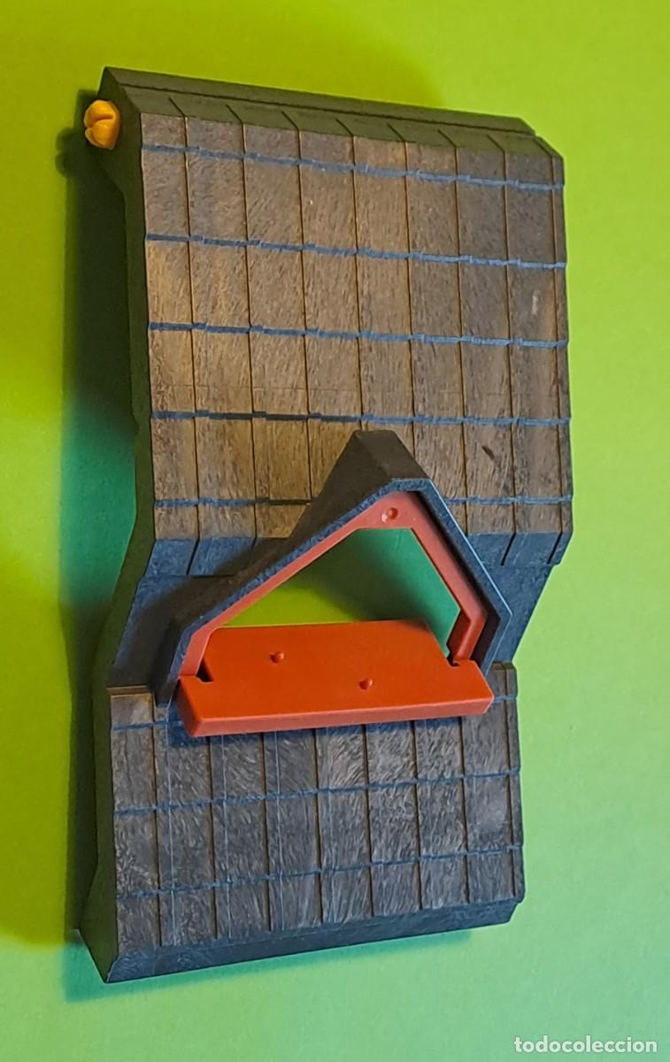 Playmobil: 3072 GRANJA PLAYMOBIL - PIEZA TEJADO CON VENTANA TRIANGULAR - Foto 1