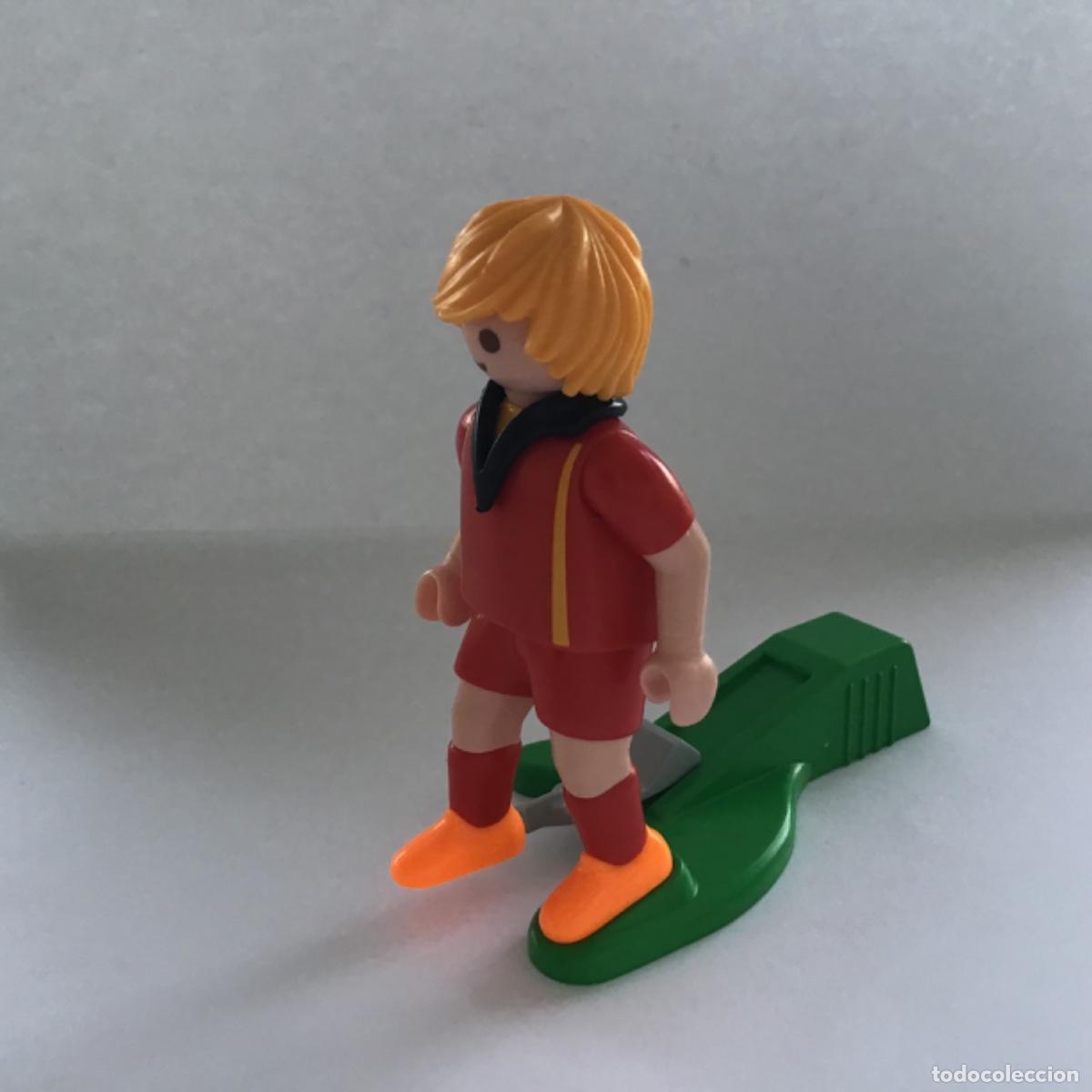 Playmobil: PLAYMOBIL Futbolista. N2