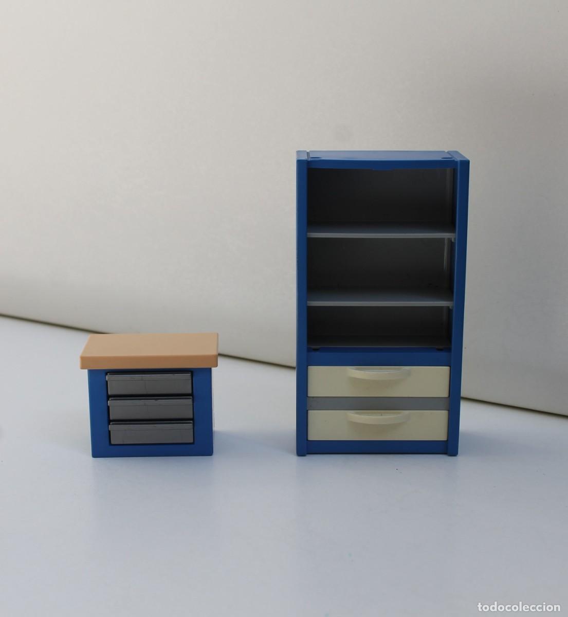 Playmobil: PLAYMOBIL- MUEBLES AZULES, ARMARIO ESTANTERIA Y MESITA