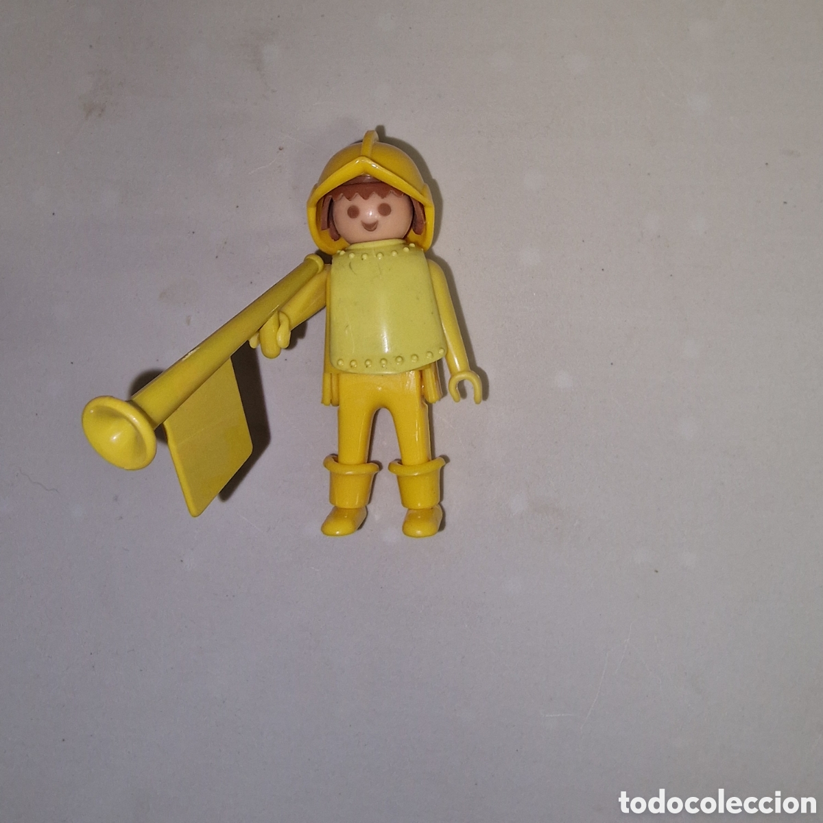 Playmobil: Playmobil caballero amarillo - Foto 1