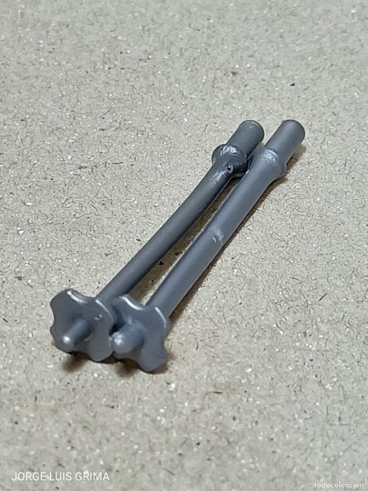 Playmobil: PLAYMOBIL BASTONES ESQUI REF. 30072070 SETS 3682 3687 3744 3843 3170 3184 3194 4076 9056 6570 9282