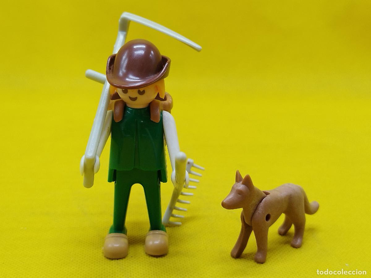 Playmobil: Playmobil Granjero medieval con perro REF 3373 - Foto 3