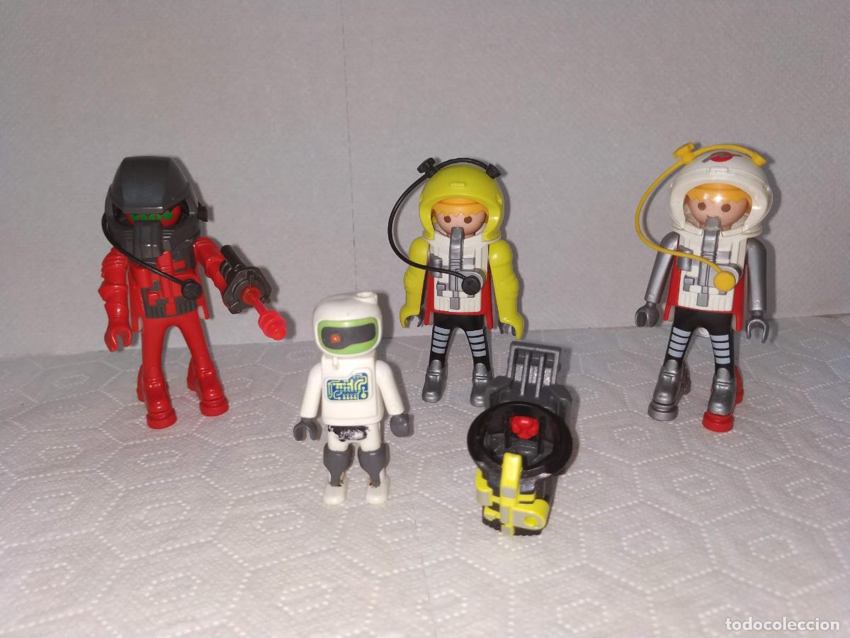 Playmobil: PLAYMOBIL ESPACIO - Lote Astronautas + Robots - Foto 1