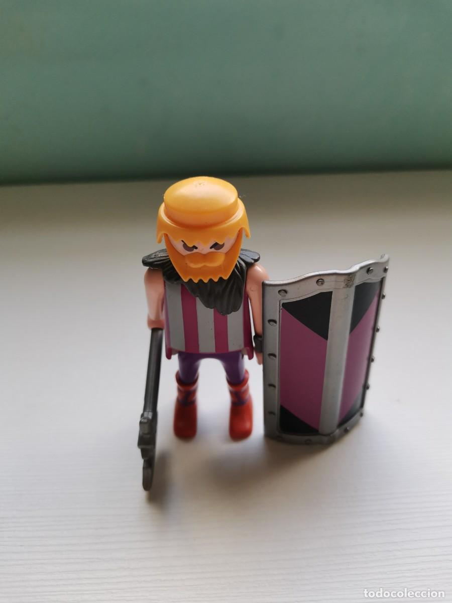 Playmobil: FIGURA PLAYMOBIL VIKINGO - Foto 1