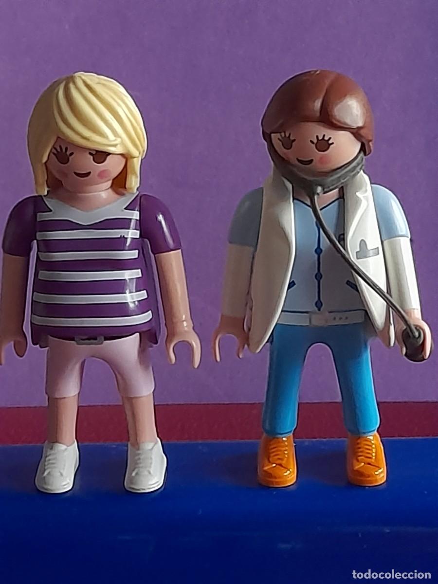 Playmobil: Playmobil figuras, m&eacute;dica y embarazada