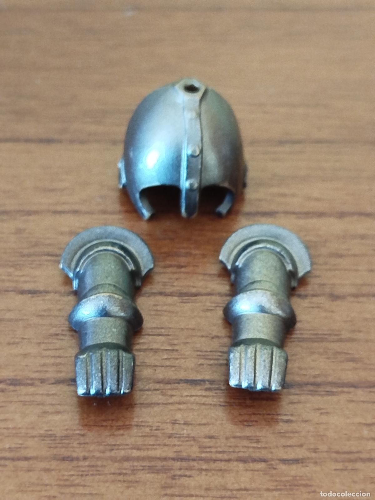 Playmobil: PLAYMOBIL ARMADURA YELMO BRAZALETES PARA CABALLERO MEDIEVAL VIKINGOS