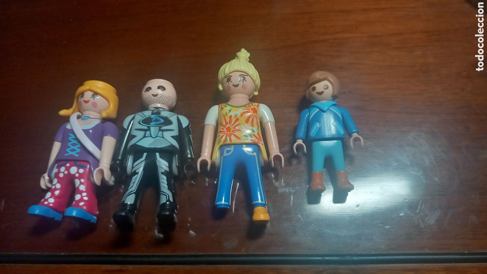 Playmobil: PLAYMOBIL LOTE . .figuras - Foto 1