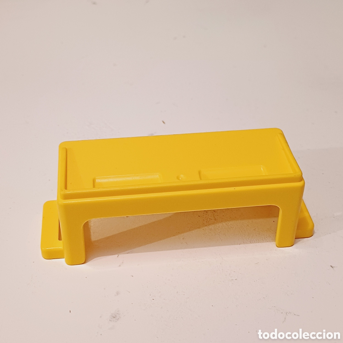 Playmobil: Pieza Playmobil pupitre amarillo casa ref 3522 famobil mesa escolar alumno colegio mesa estudio