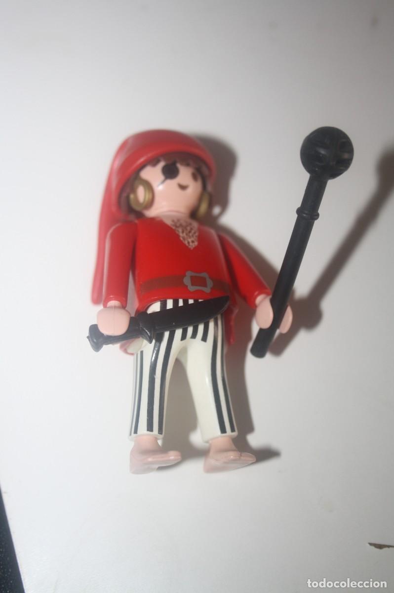 Playmobil: PLAYMOBIL FIGURA PIRATA - Foto 1