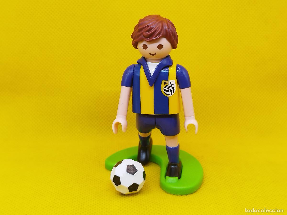 Playmobil: Playmobil Futbolista con bal&oacute;n