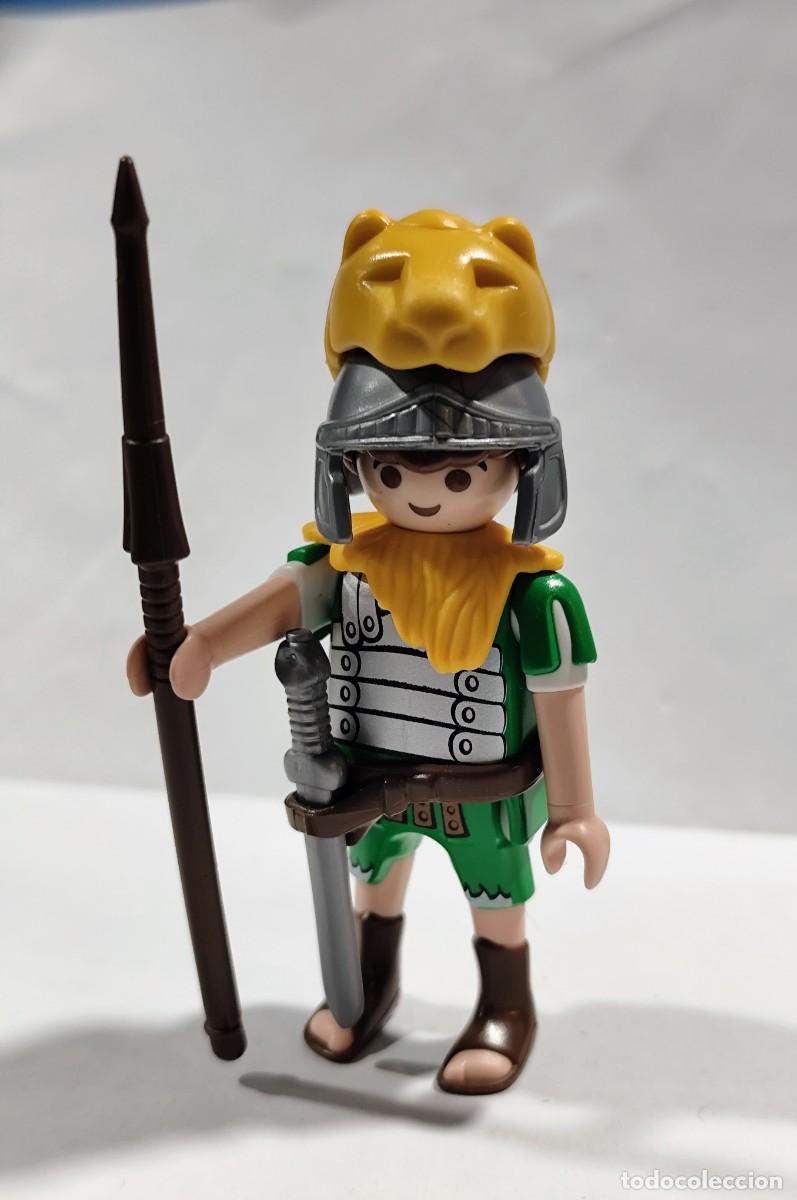 Playmobil: PLAYMOBIL SOLDADO ROMANO VERDE CON CASCO DE LEON - 2/7/24