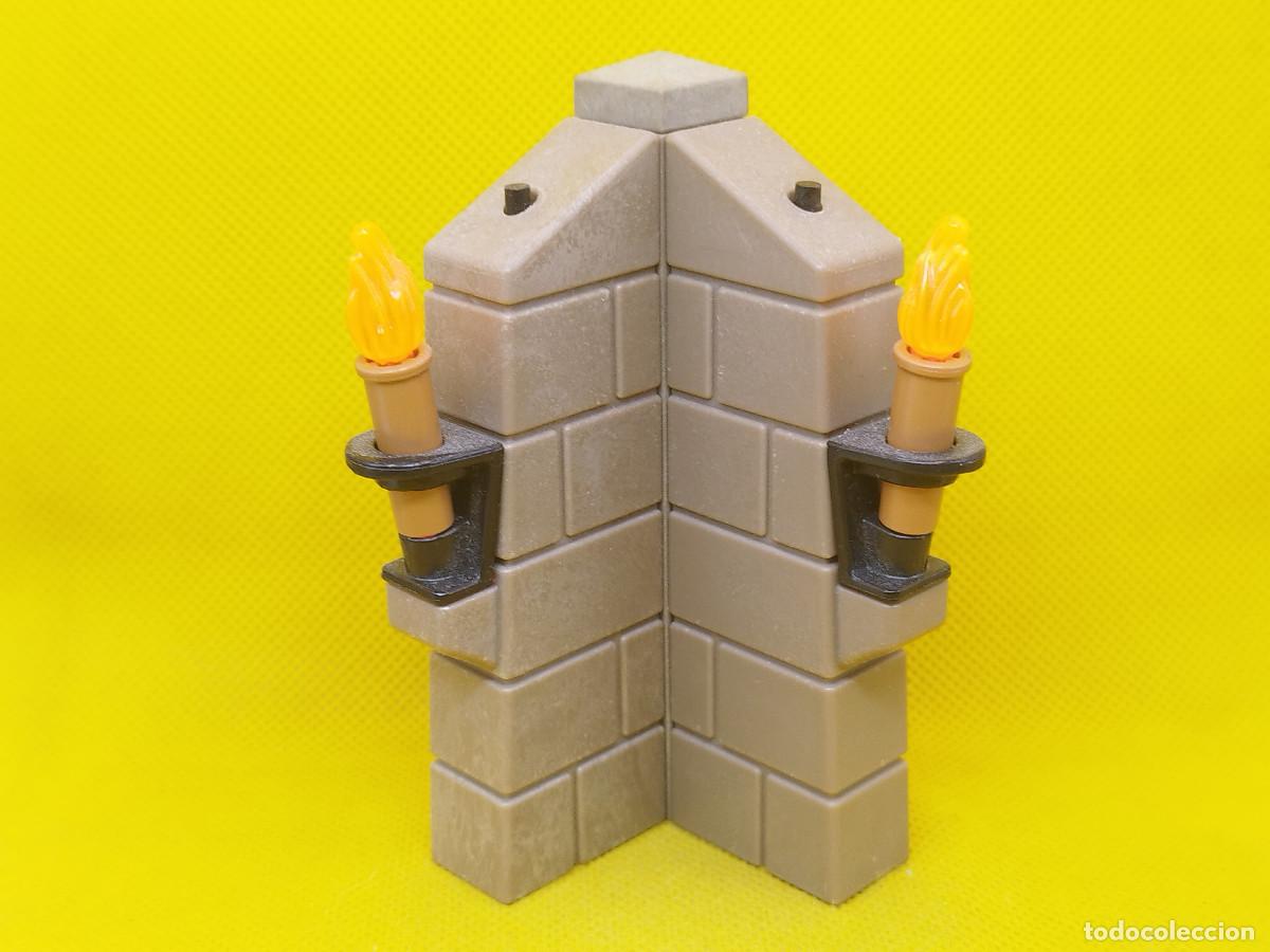 Playmobil: Playmobil Esquina de castillo con antorchas luminosas