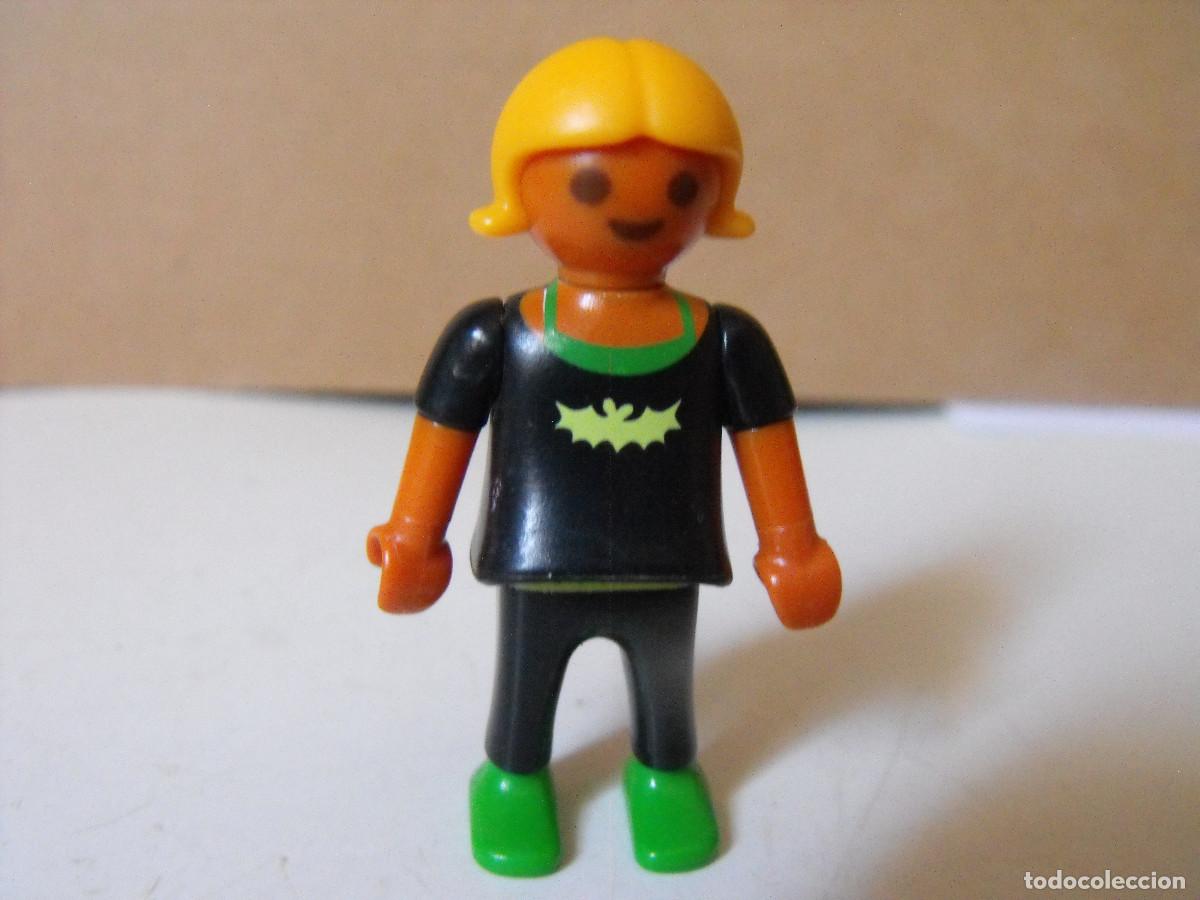 Playmobil: PLAYMOBIL. Figura de ni&ntilde;a.