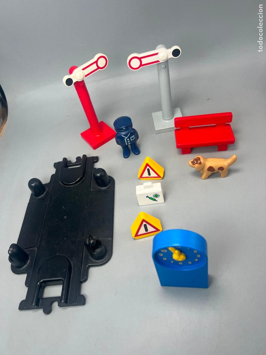 Playmobil: Playmobil 6915 70179 123 paso a nivel se&ntilde;al figura accesorios