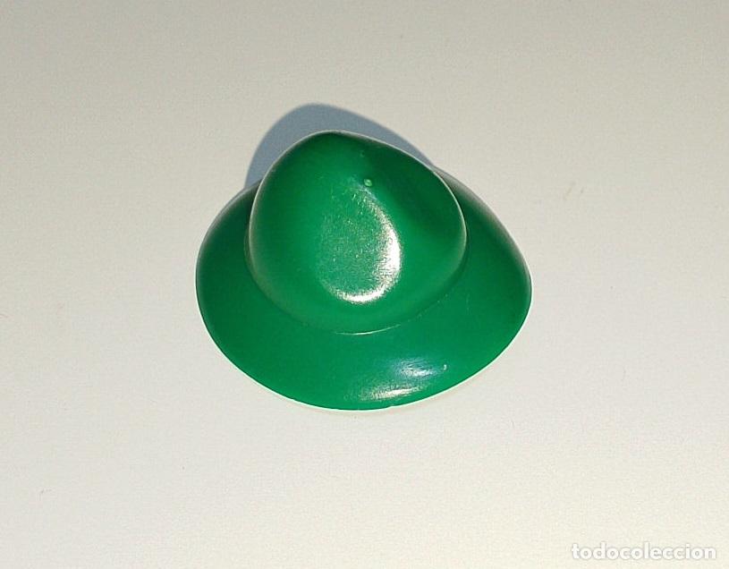 Playmobil: Pa&ntilde;uelo gorro sombrero de Playmobil. Totalmente nuevo.