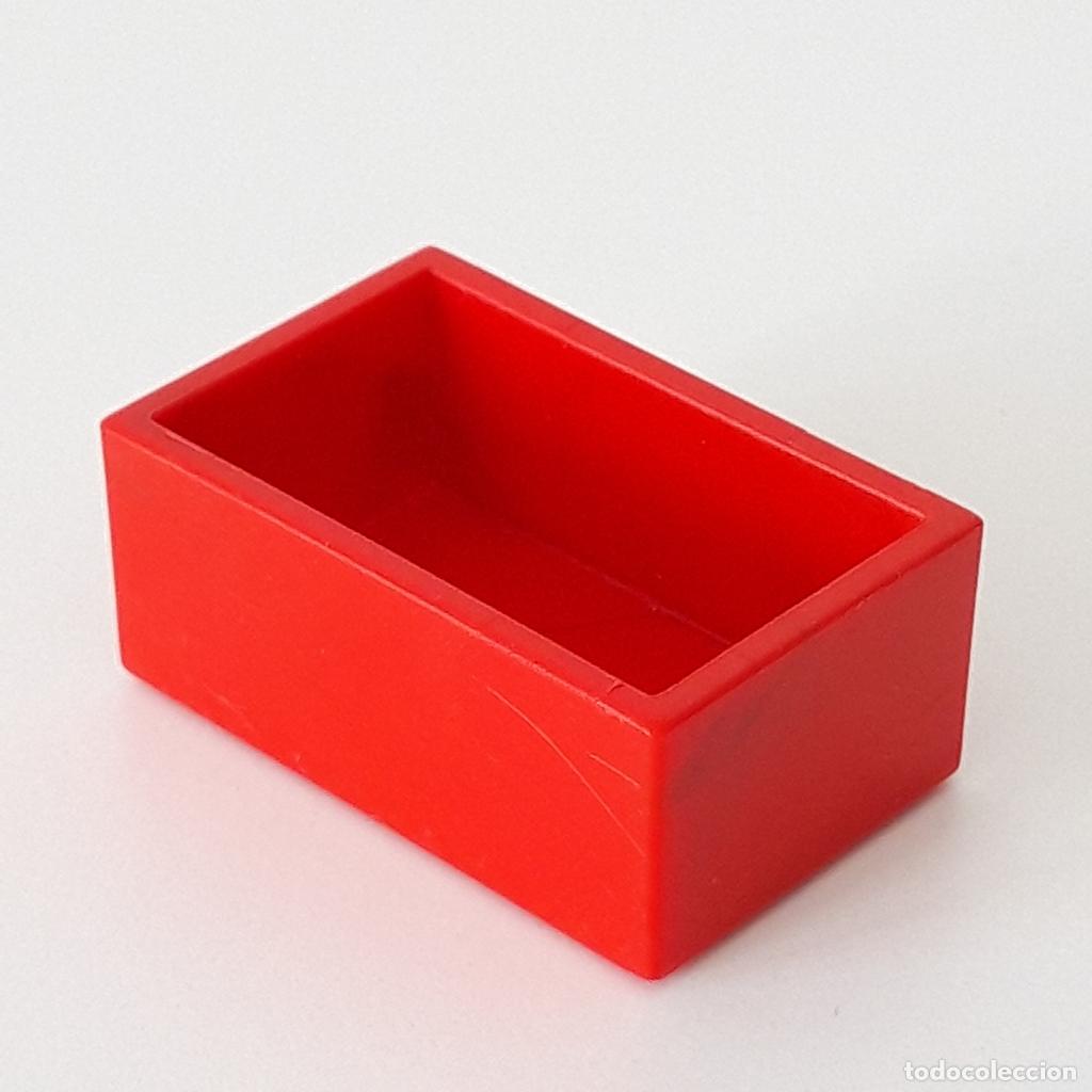 Playmobil: PLAYMOBIL CAJA RECTANGULAR ROJA MESA MUEBLE MOBILIARIO - DIFERENTES SETS Q2 - Foto 2