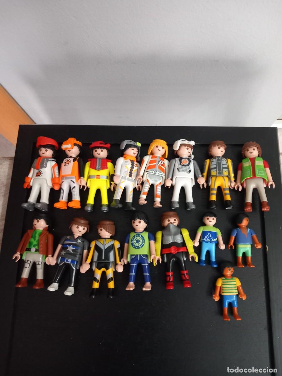 Playmobil: Mu&ntilde;ecos playmobil varios - Foto 1