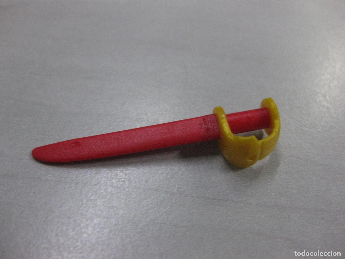 Playmobil: playmobil espada roja arma pirata - sob2 - Foto 1