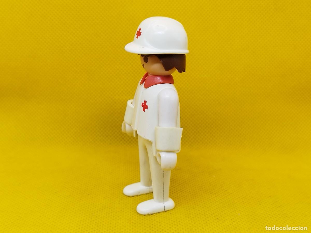 Playmobil: Famobil enfermero con casco - Foto 2