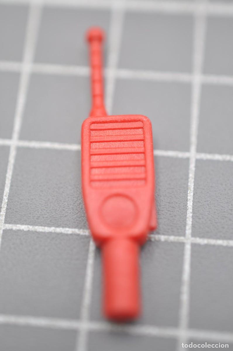 Playmobil: CJ0209 Playmobil, walkie talkie rojo 70836 9466