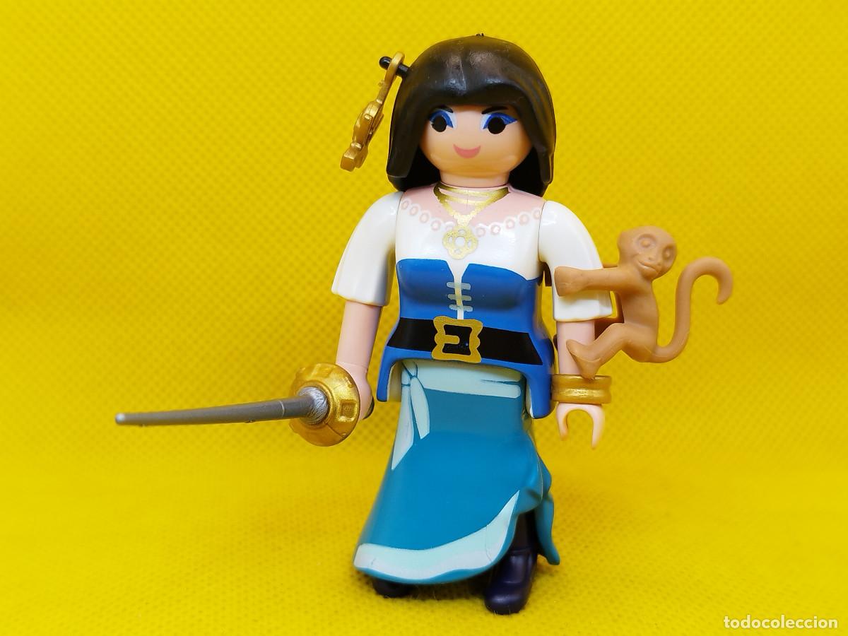 Playmobil: Playmobil Mujer pirata con falda azul