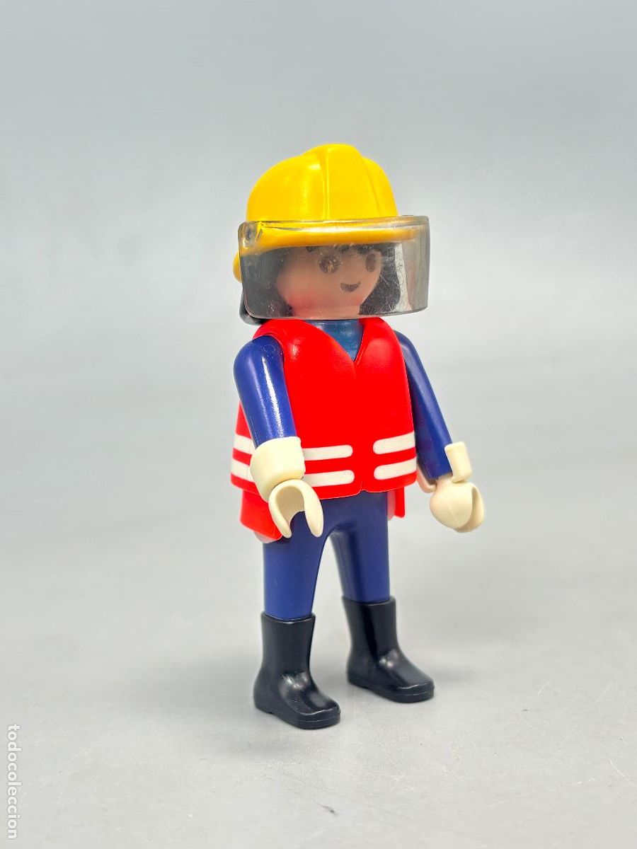Playmobil: PLAYMOBIL bombero con casco - Foto 1