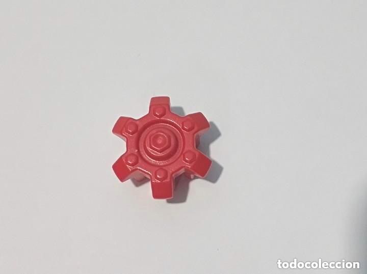 Playmobil: PLAYMOBIL TAPACUBOS ROJO VEH&Iacute;CULO COCHE