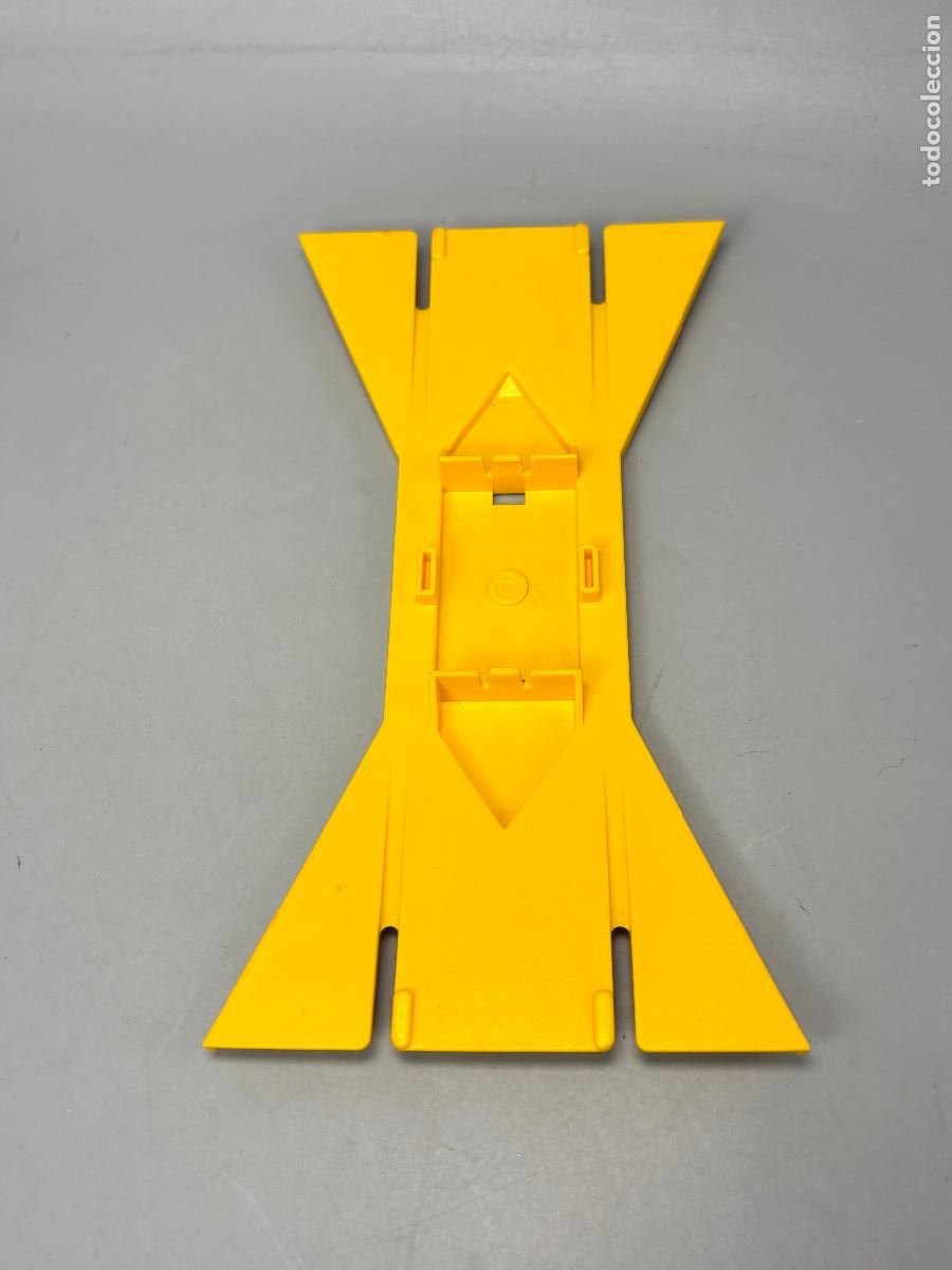 Playmobil: Playmobil pieza amarilla centrador tren para v&iacute;as para RC