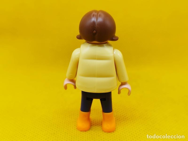 Playmobil: Playmobil Ni&ntilde;a con chaleco - Foto 3