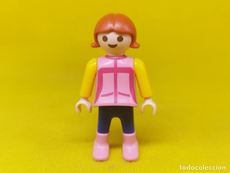 Playmobil: Playmobil Ni&ntilde;a con botas rosas