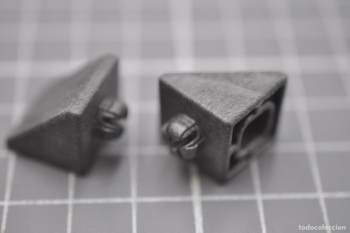 Playmobil: CJ0210 Playmobil, 2 conectores system X triangular gris oscuro