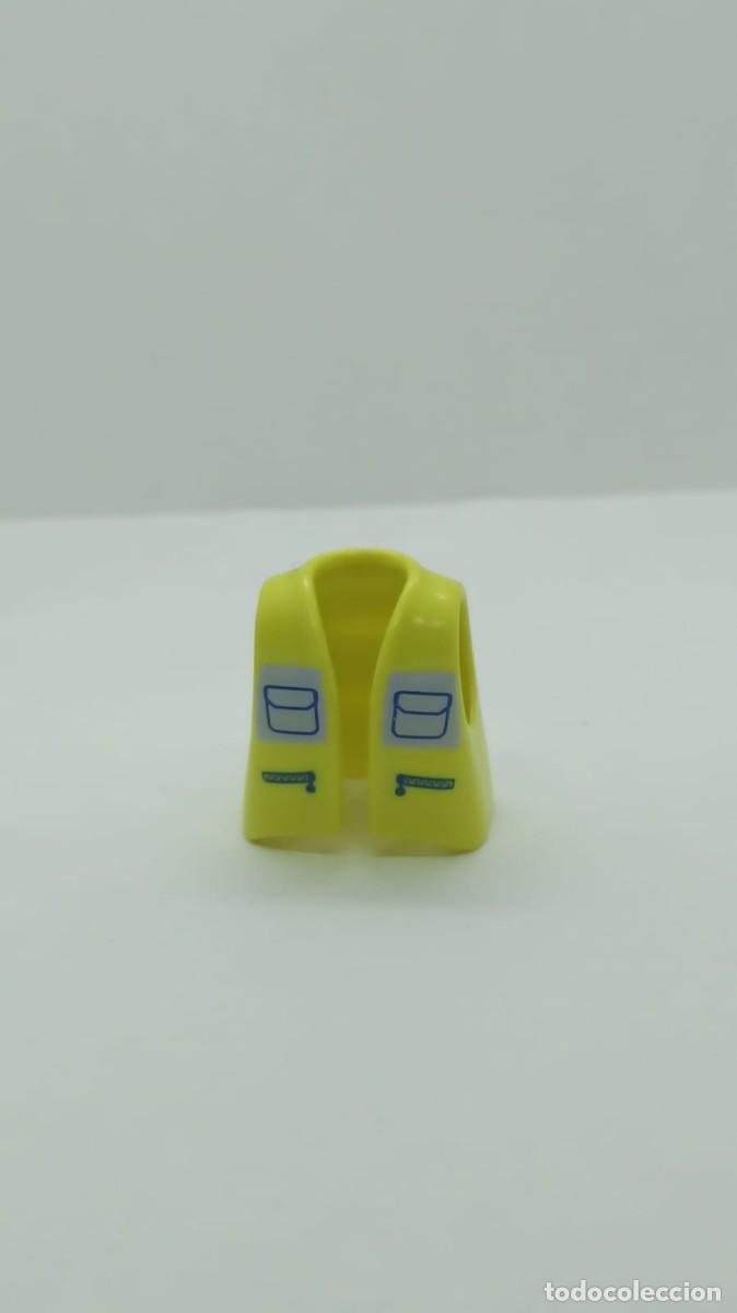 Playmobil: Playmobil chaqueta/chaleco modelo 2 - Foto 1