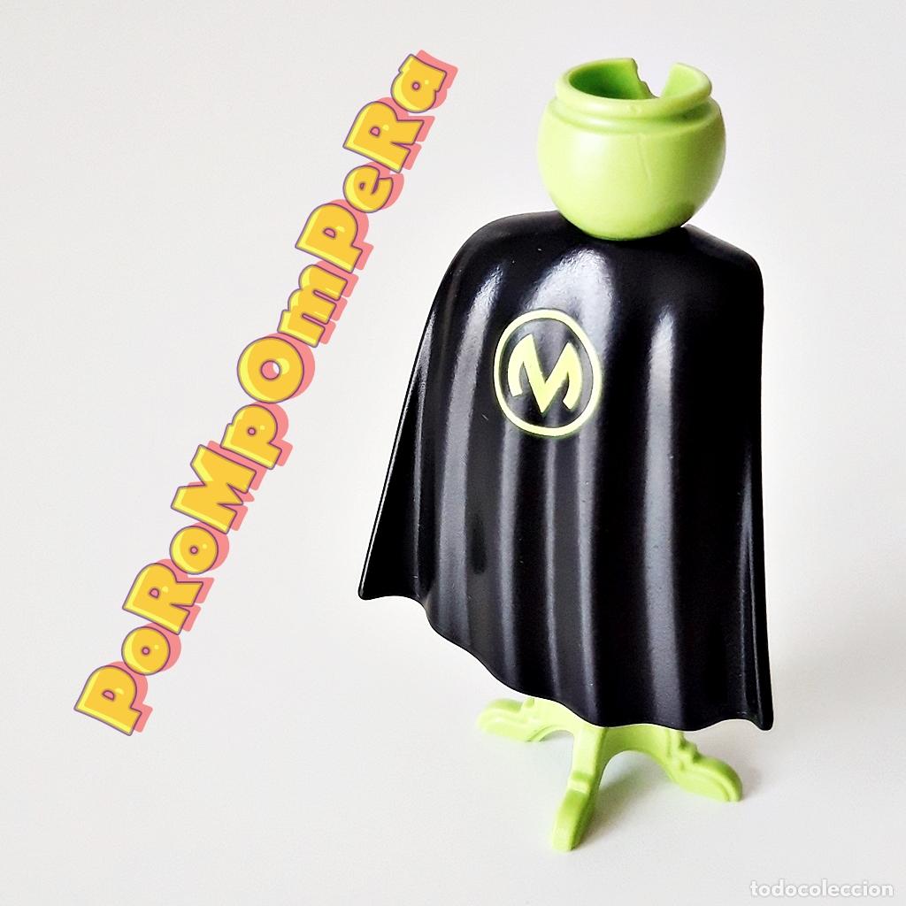 Playmobil: PLAYMOBIL CAPA NEGRA ONDULADA R&Iacute;GIDA CON M EN ESPALDA 5289 TOP AGENTS MEGA MASTERS CP2