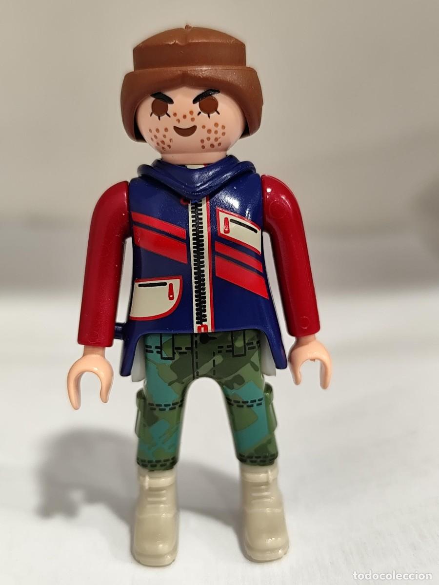 Playmobil: PLAYMOBIL FIGURA CHICA EXCURSIONISTA CON PECAS - 18/5/25