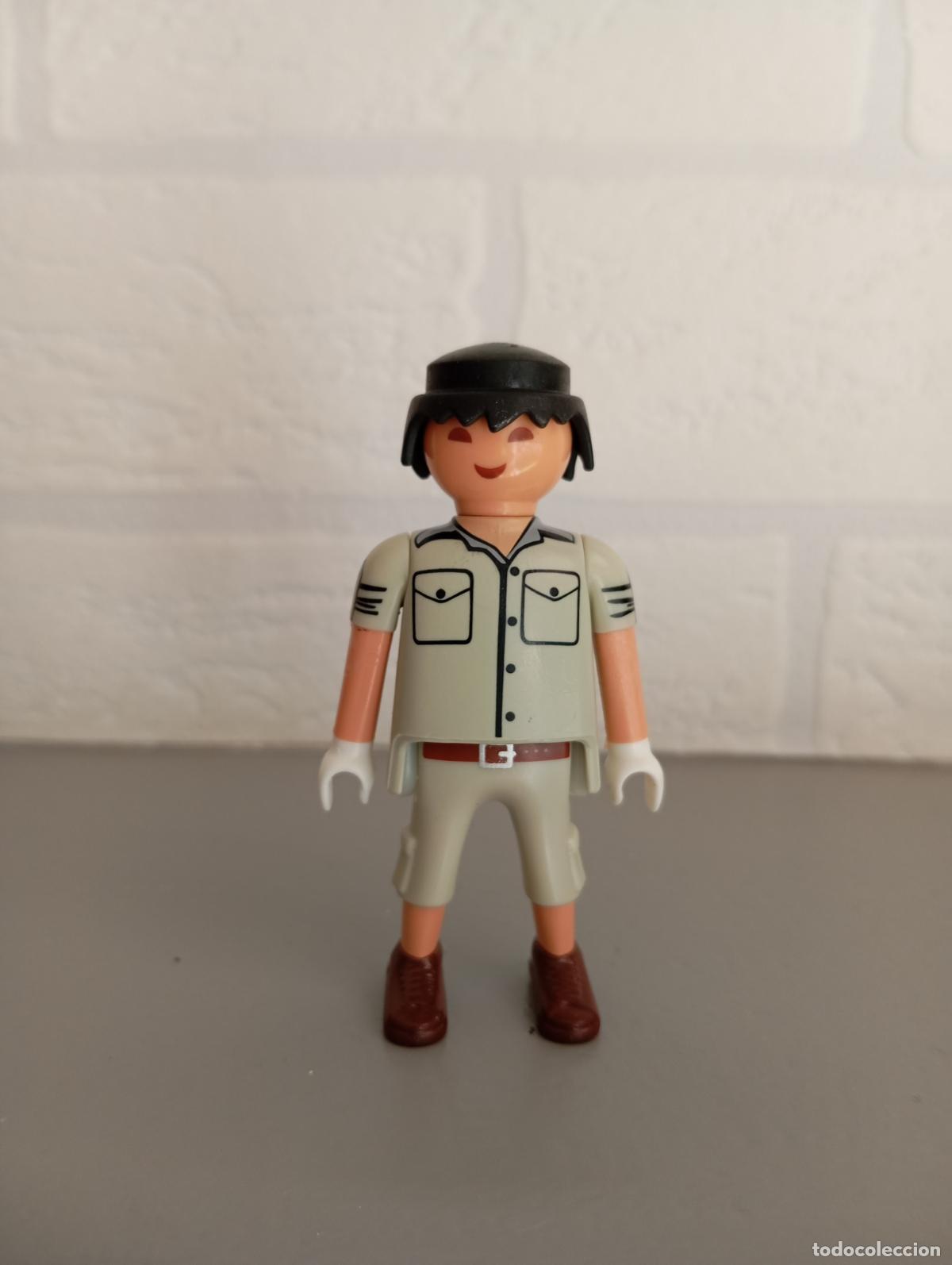 Playmobil: F28 Playmobil figura sin accesorios